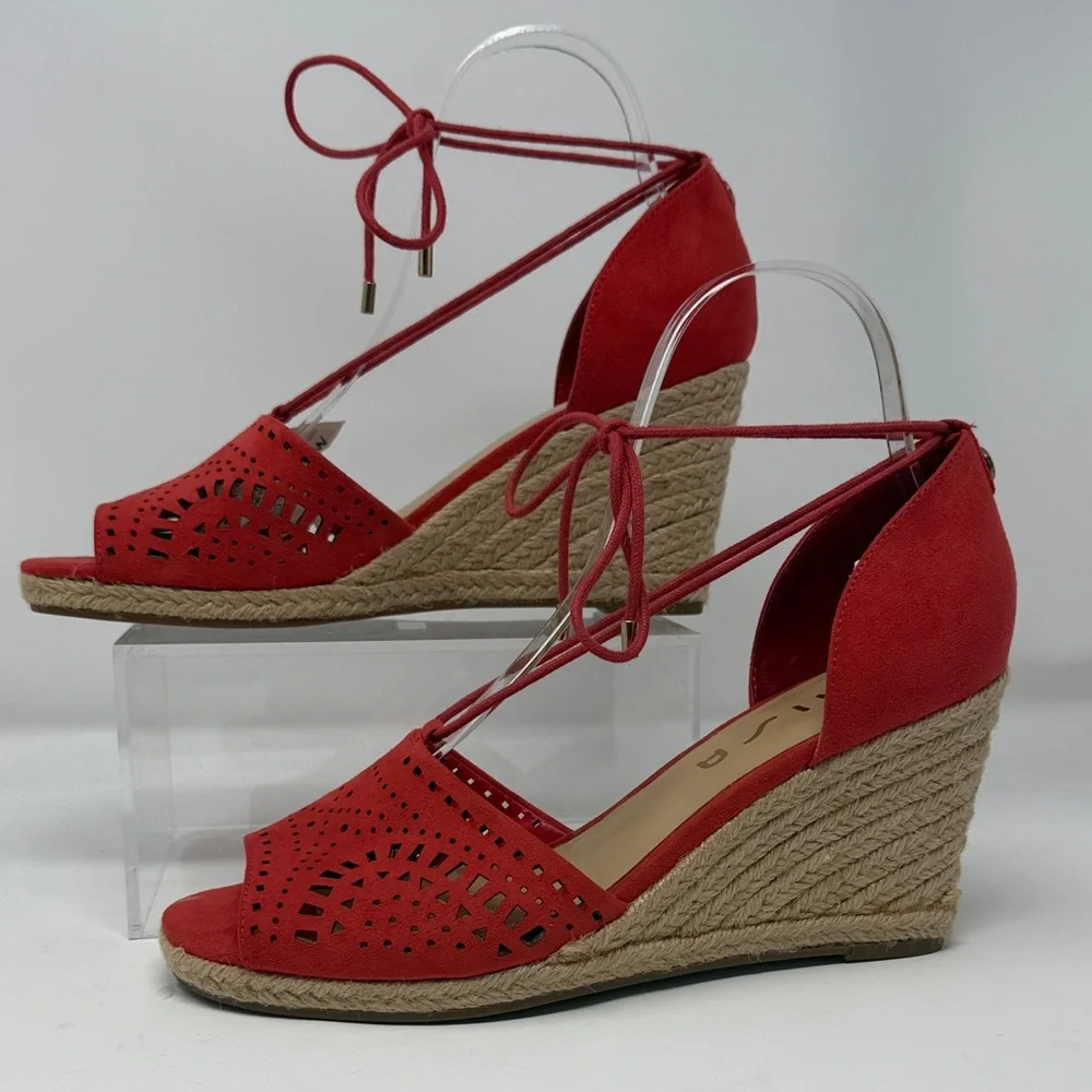 Unisa Faux Suede Orange/Red Wedge laser cut espadrille Sandals Size 9.5